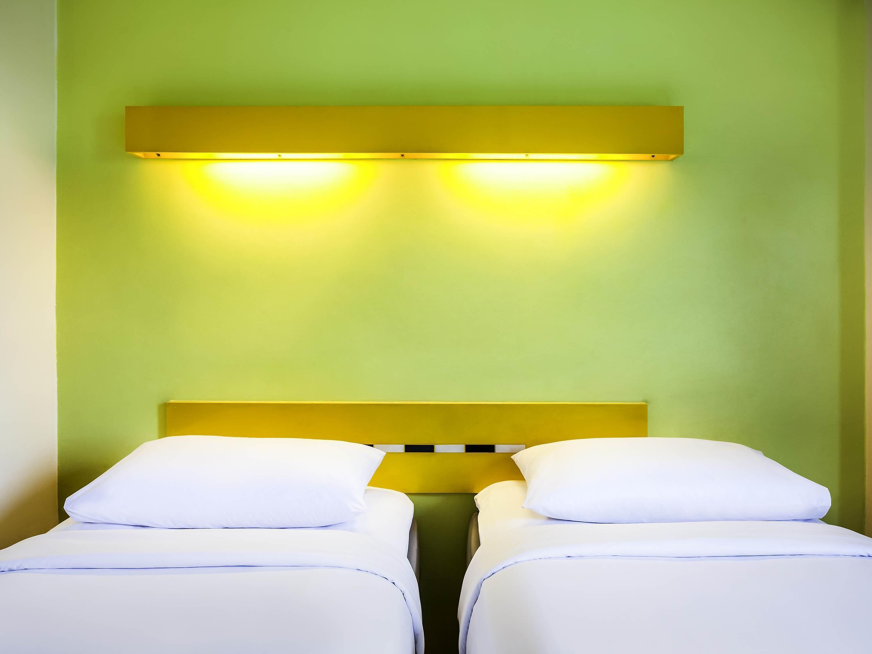 Room, 2 Twin Beds | Premium bedding, desk, soundproofing, free WiFi