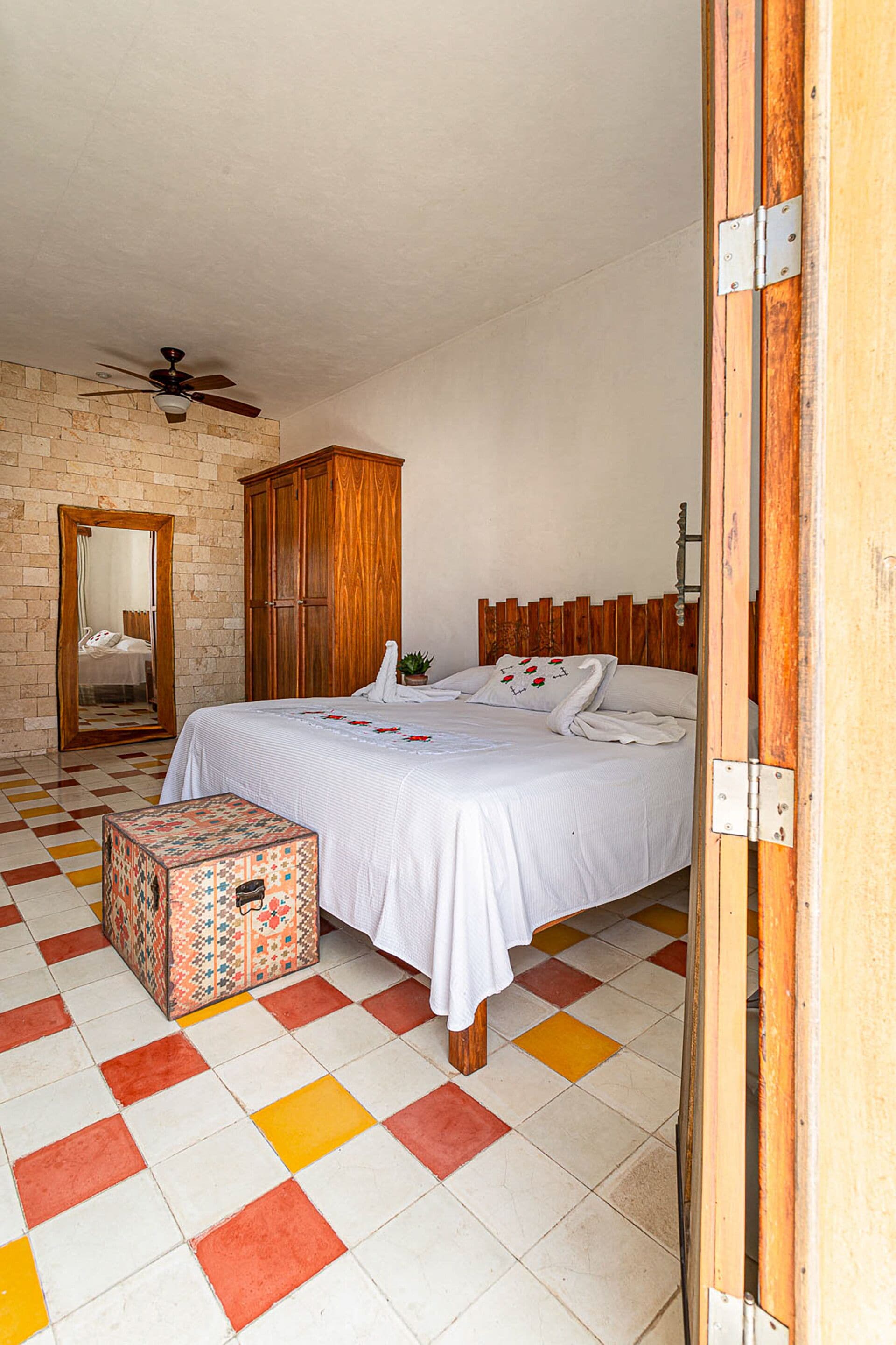 deluxe studio suite | 1 bedroom, down duvets, in-room safe, individually decorated