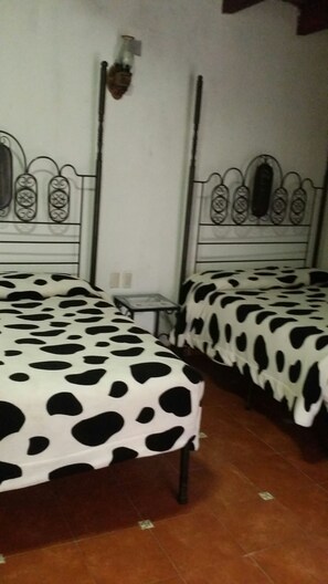 Tabla de planchar con plancha 