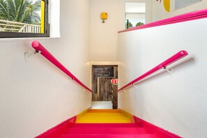 Interior detail - Sunset Inn & Cottages (Treasure Island)