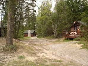 Property grounds - Addison's Bungalows (Brisco)