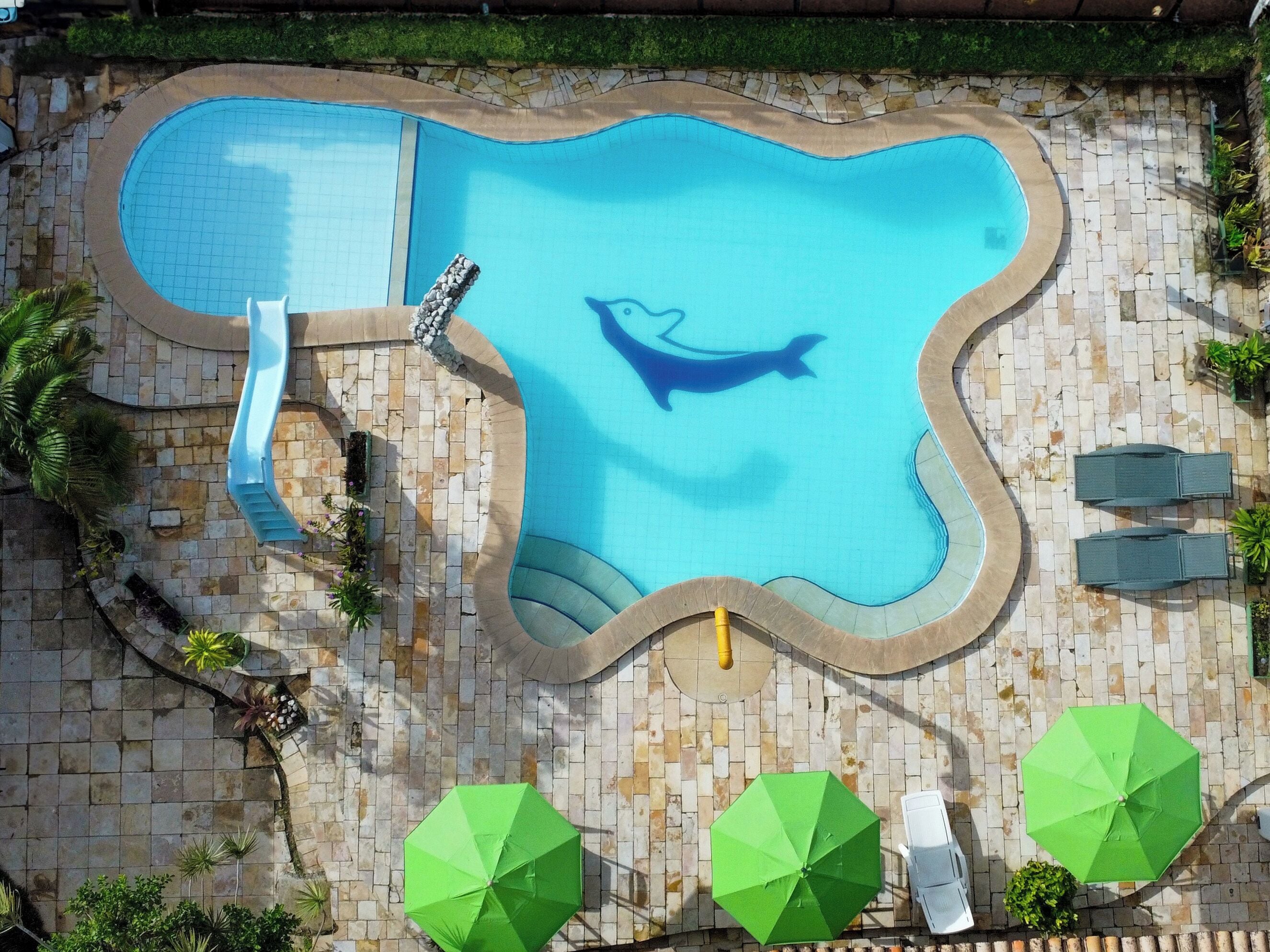 Kolam renang outdoor