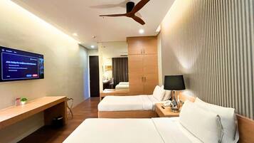 Superior Twin Room, 2 Twin Beds, Non Smoking | In-room safe, desk, blackout drapes, free WiFi