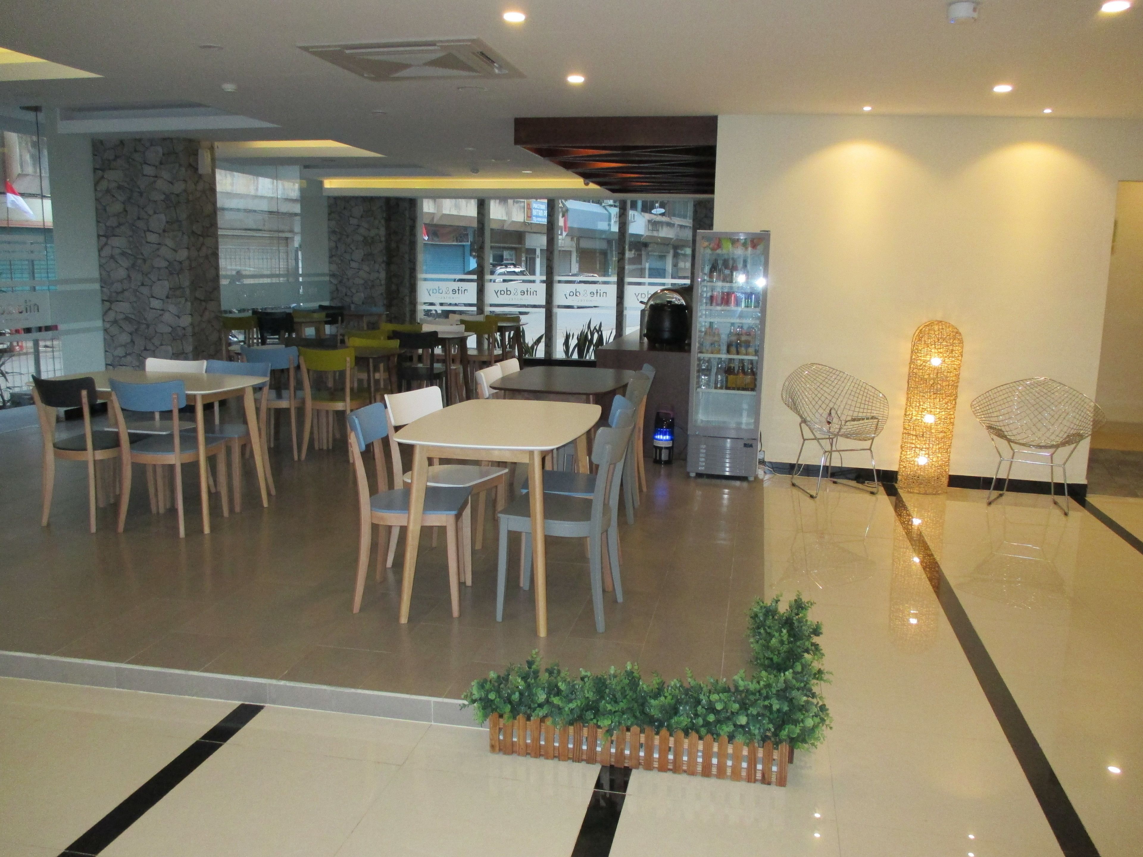 breakfast, lunch, dinner served; indonesian cuisine