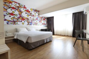 Huone (Sunshine) | 1 makuuhuone, tallelokero huoneessa, työpöytä, pimennysverhot