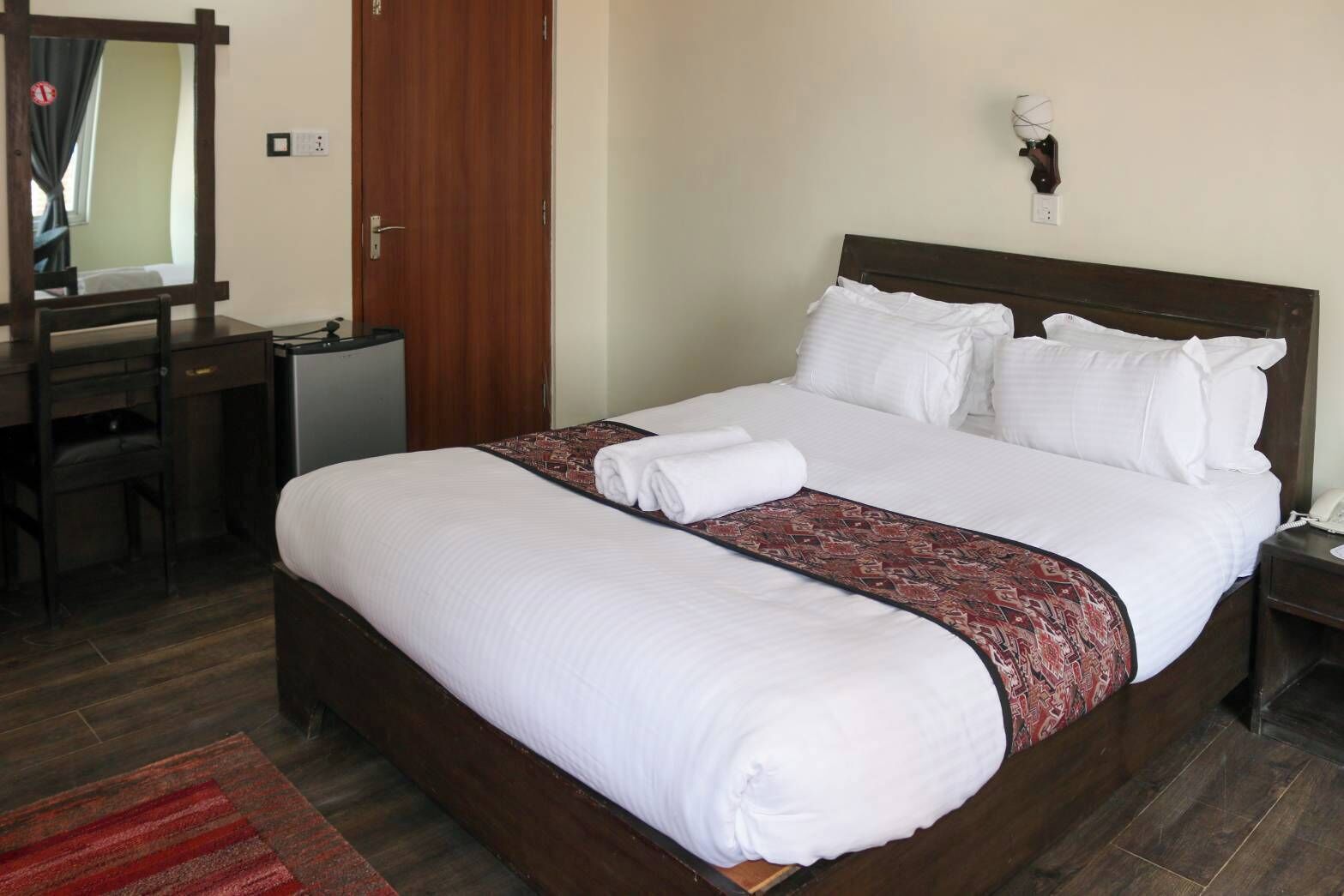 superior double or twin room, 1 king bed | 1 bedroom, in-room safe, desk, laptop workspace