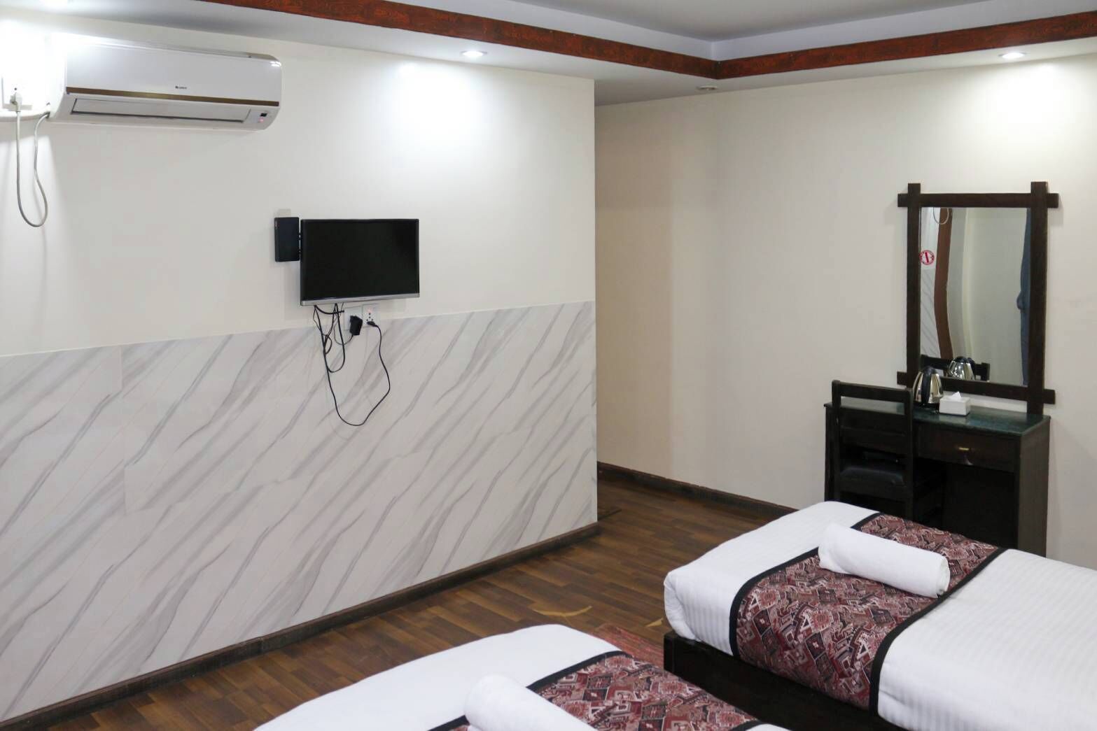 superior double or twin room, 1 king bed | 1 bedroom, in-room safe, desk, laptop workspace