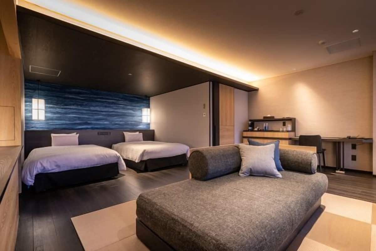 In-room safe, desk, free WiFi, bed sheets