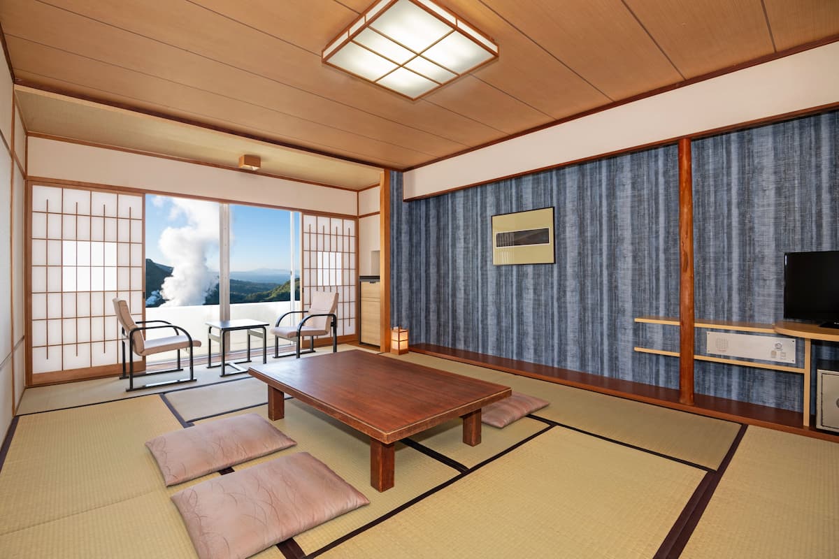 In-room safe, desk, free WiFi, bed sheets