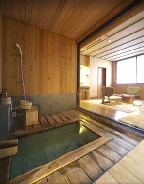 Japanese Style Luxury Room with Open-Air Bath | Bathroom | Separate tub and shower, spring water tub, free toiletries, hair dryer - Musashino Bekkan (Hakone)