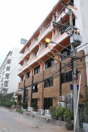 Exterior - Eurostar International Hotel (Pattaya)