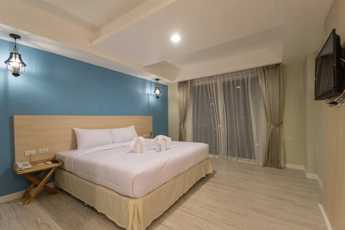 standard double room | 1 bedroom, desk, rollaway beds, free wifi