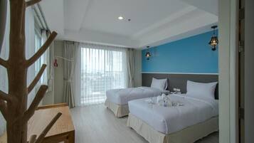 Junior Twin Room | Free WiFi, bed sheets