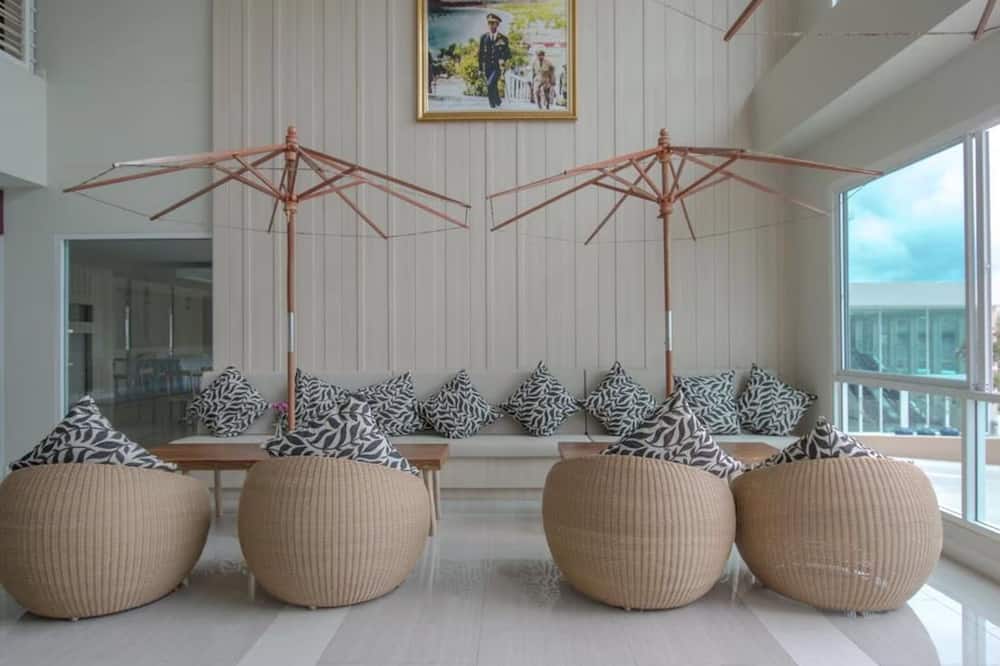 Prachuap Grand Hotel