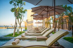 Sundeck