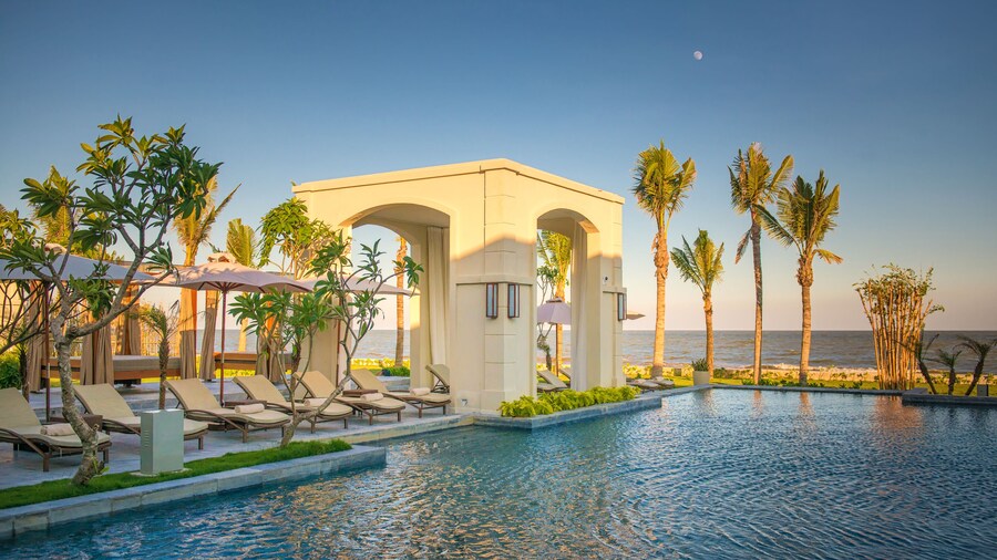 FLC Luxury Resort Samson