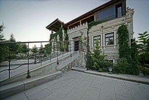 Overnatningsstedets facade