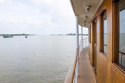 L'Amant Cruise