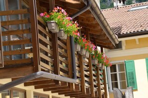 숙박 시설 정면