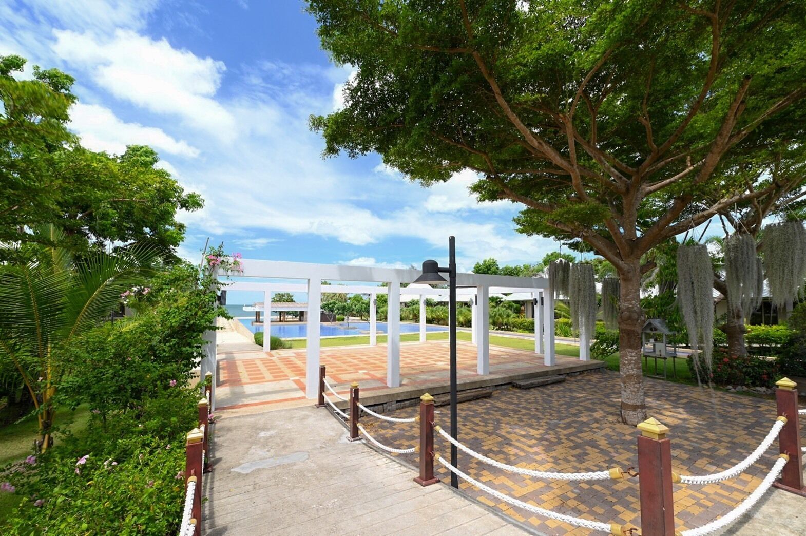 Café da manhã, almoço e jantar; culinária tailandesa 