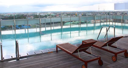 HARRIS Hotel Pontianak