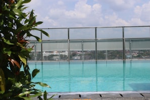 Outdoor pool, sun loungers
