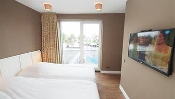 Appartement, 2 eenpersoonsbedden, uitzicht op meer | Babybedden, extra bedden, gratis wifi