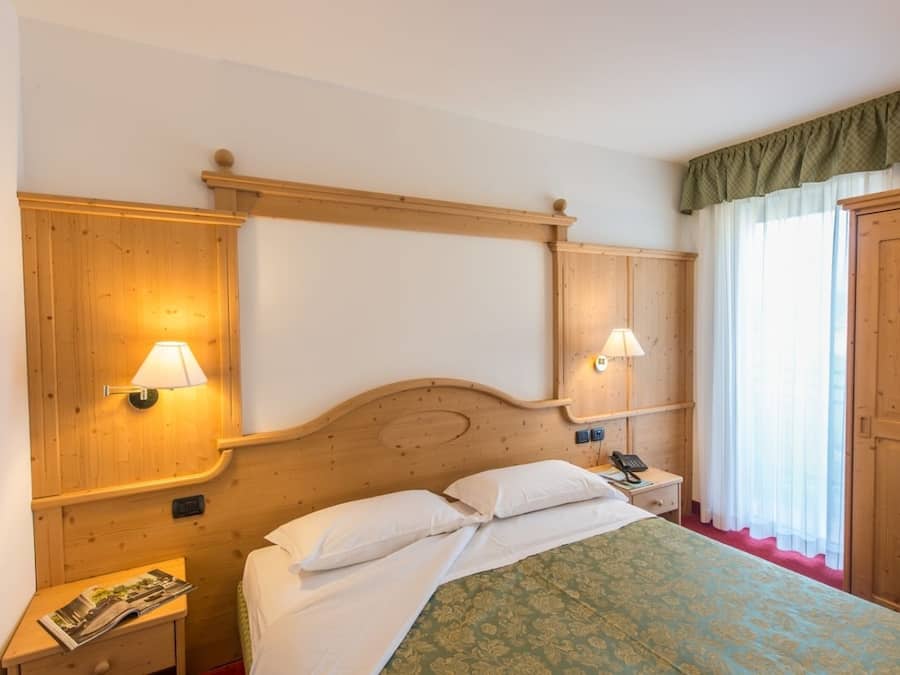 In-room safe, desk, free WiFi, bed sheets