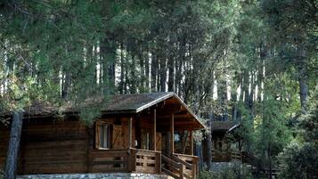 Façana frontal de l'allotjament