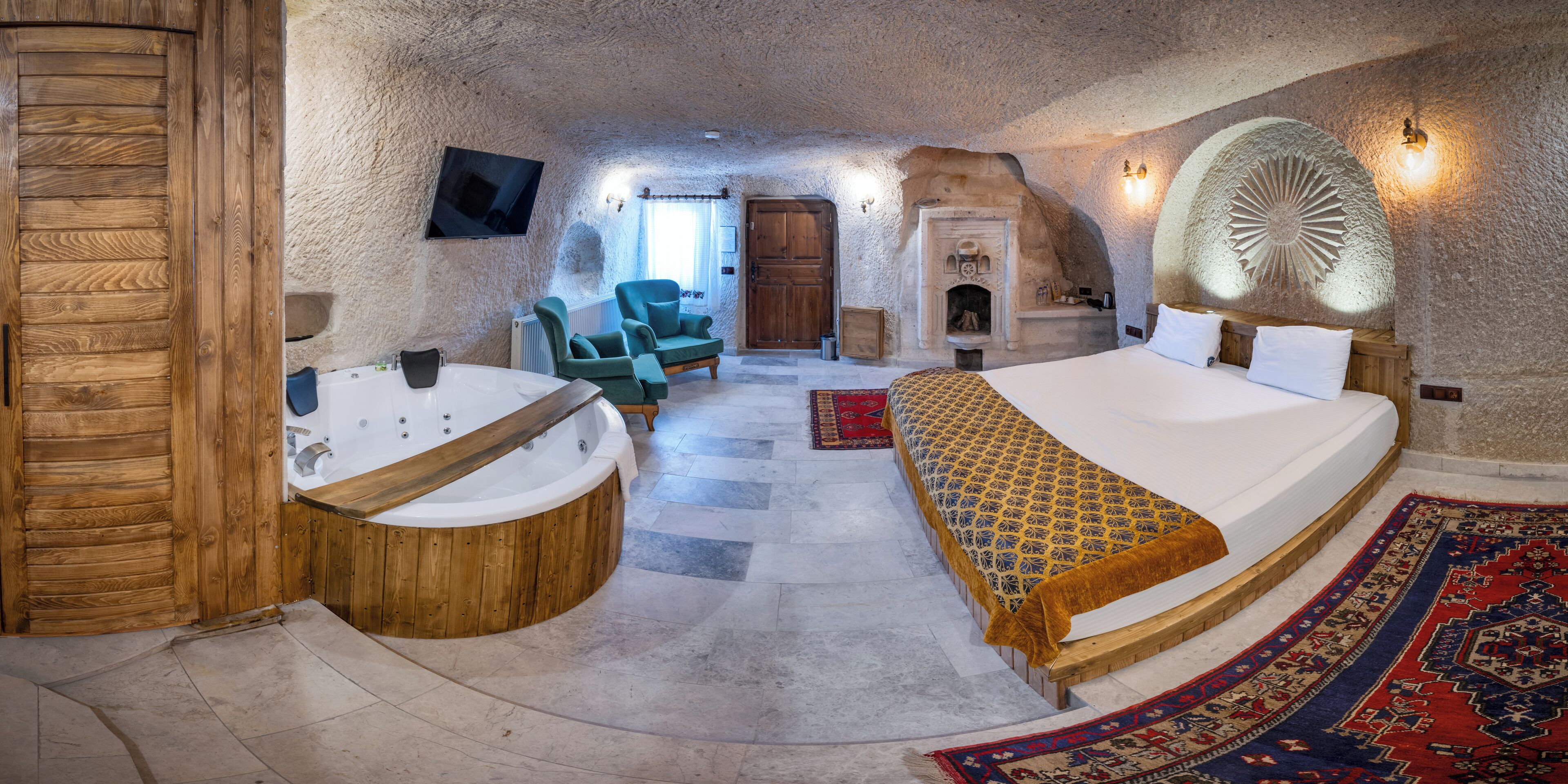 Cave Suite  | Skrivbord, arbetsyta för laptop, ljudisolering och strykjärn/strykbräda