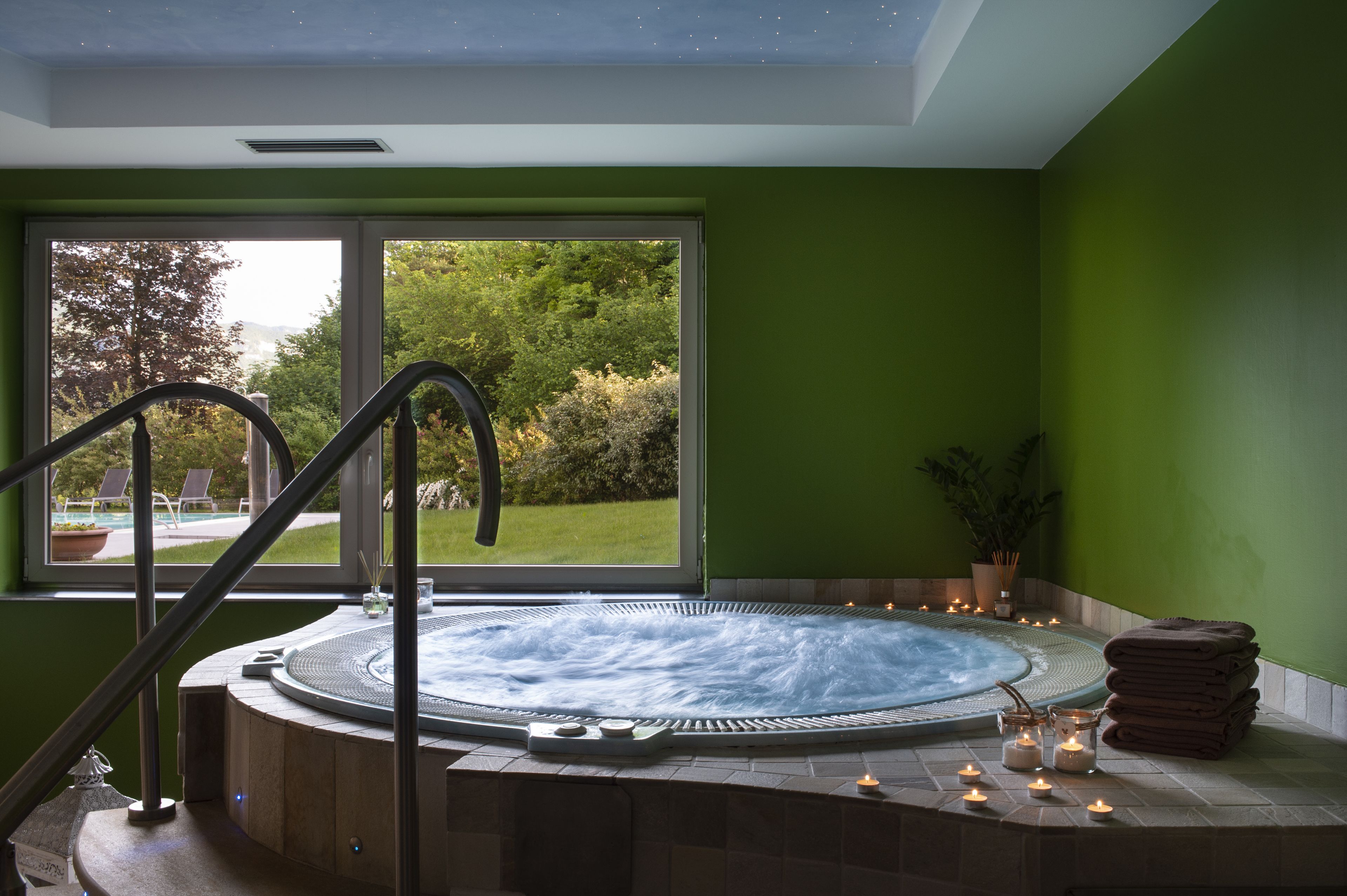 Tina de hidromasaje interior