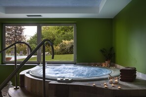 Indoor spa tub - Vital Hotel Flora (Stenico)