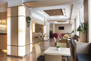 Bar (on property) - Vital Hotel Flora (Stenico)
