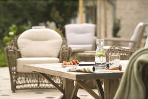 Outdoor dining - Hotel Hof Galerie (Sylt)