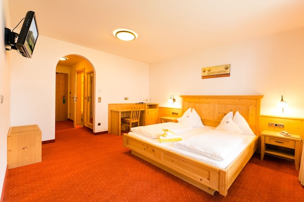 In-room safe, desk, free cots/infant beds, free WiFi