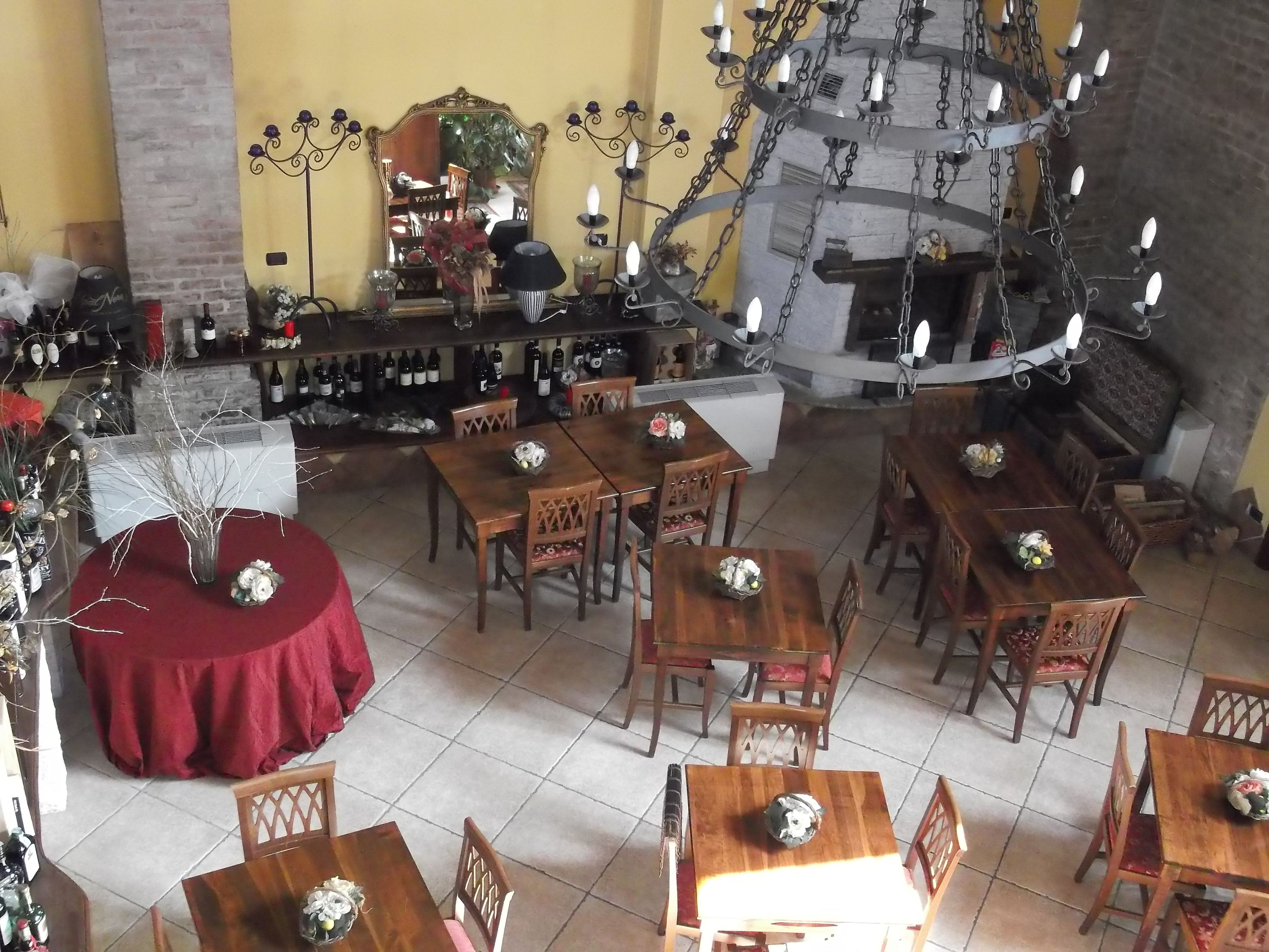 Päivittäinen tilauksen mukaan valmistettu aamiainen (10 EUR per henkilö)