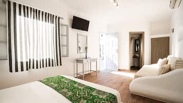 Deluxe Double Room, Sea View | Iron/ironing board, free cots/infant beds, free WiFi, bed sheets
