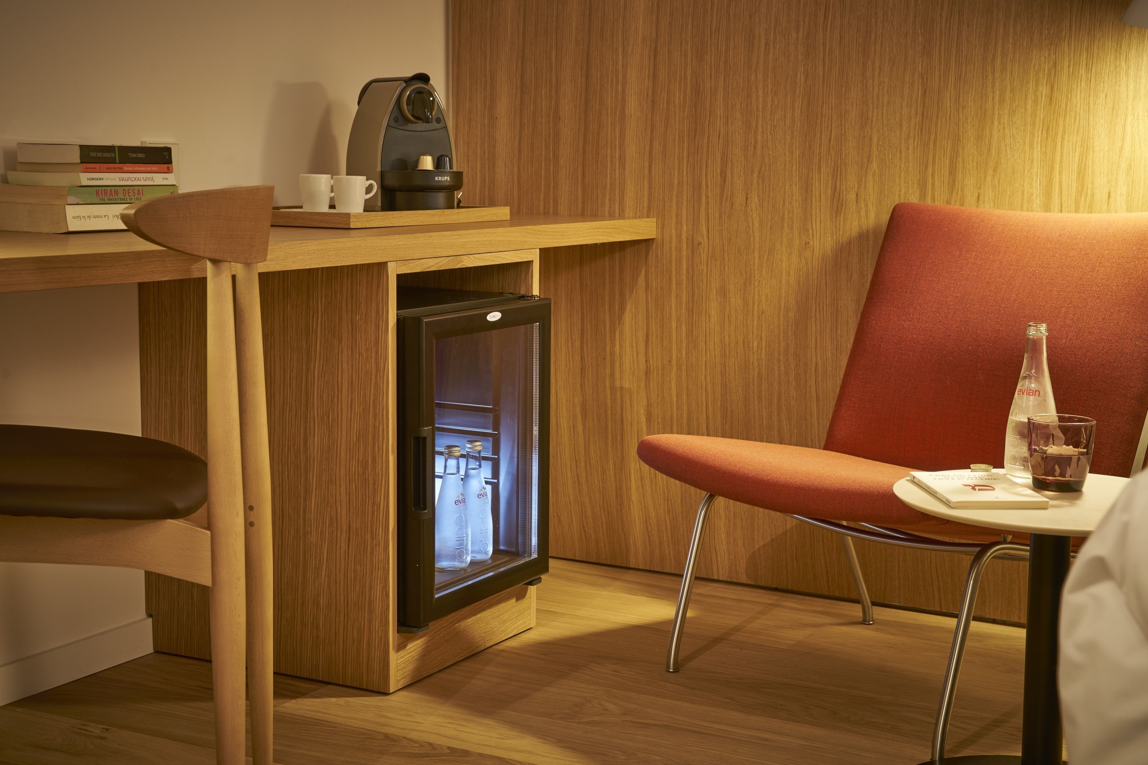 executive room | premium bedding, pillow-top beds, in-room safe, desk