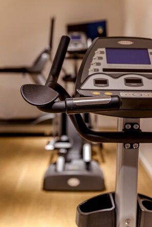 Fitness facility - 9Hotel Republique (Paris)