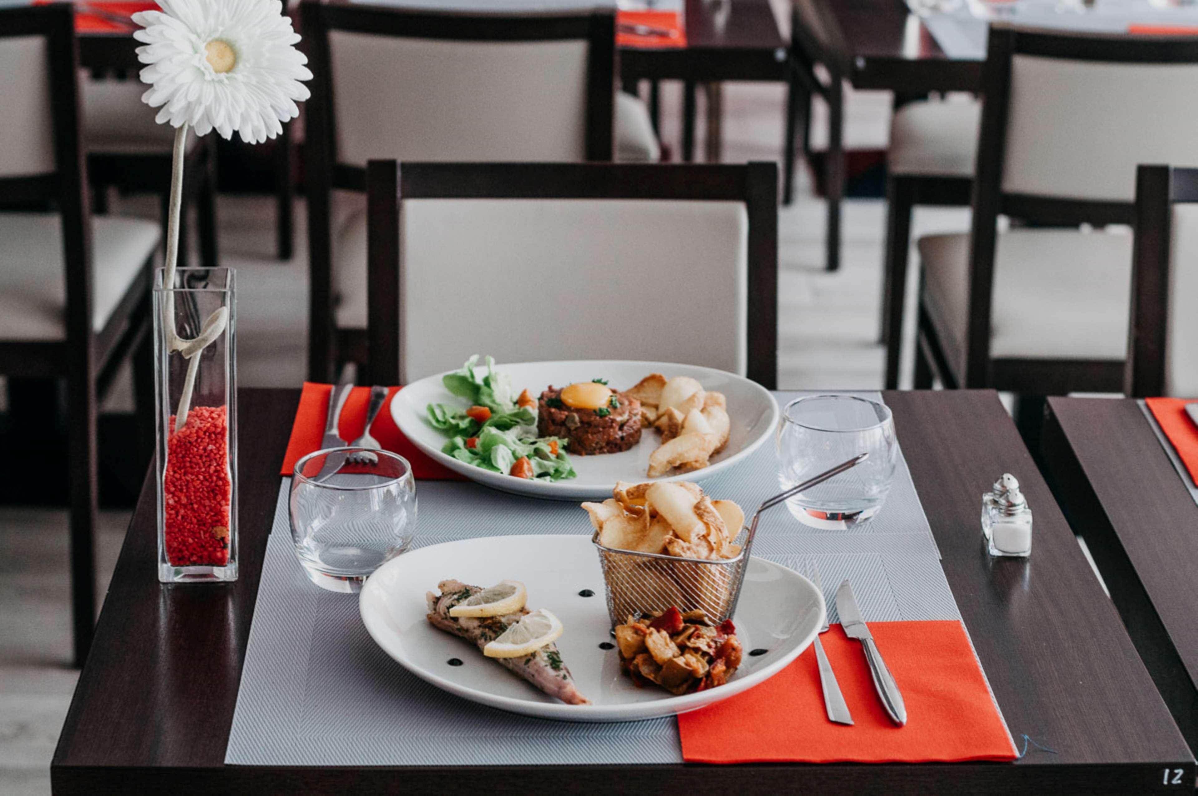 breakfast, lunch, dinner served; french cuisine