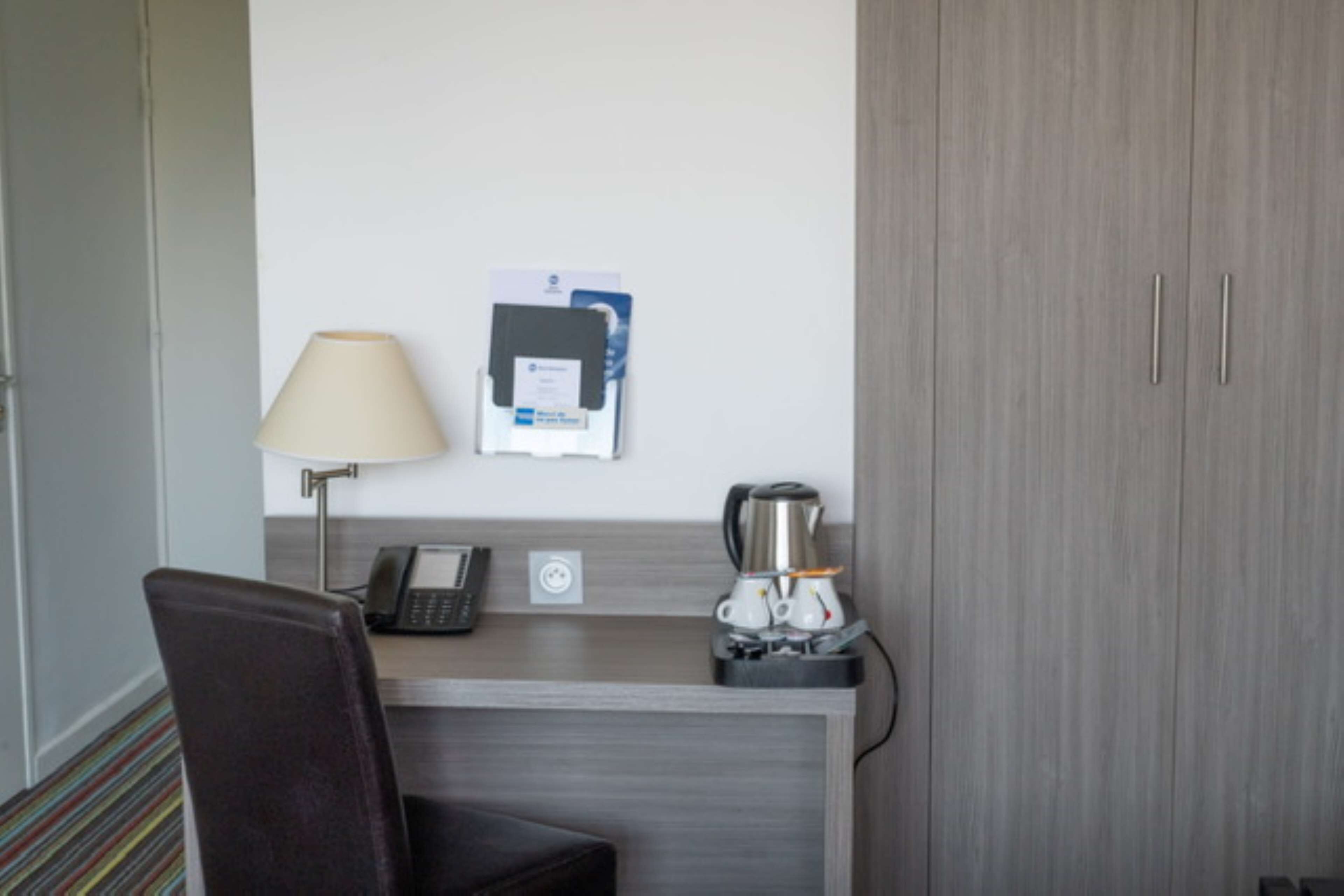 superior room, 1 queen bed, balcony, park view | in-room safe, desk, blackout curtains, soundproofing