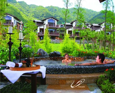 Country Garden Holiday Hot Spring Hotel Fogang