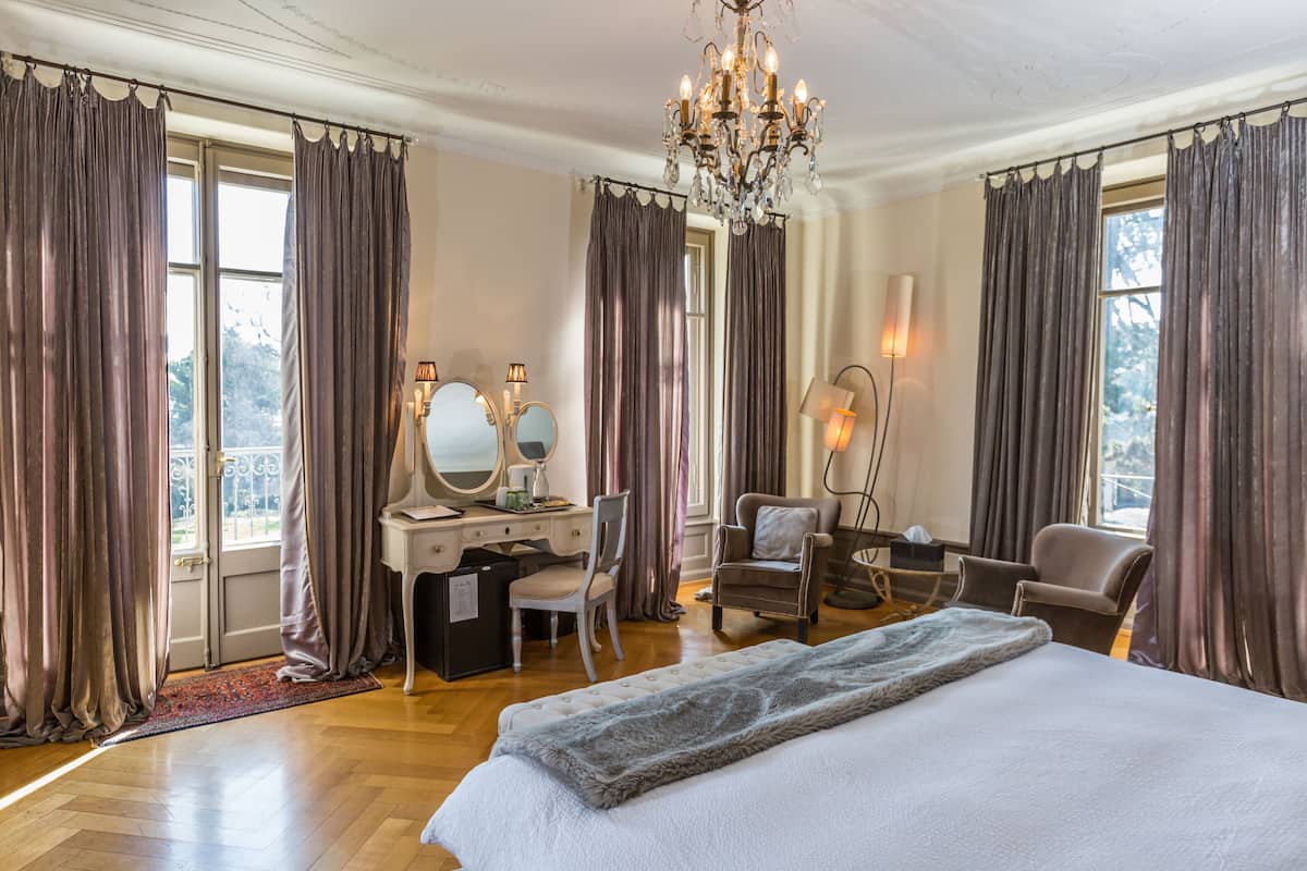 Luxury Double Room, Ensuite (Ernest) | Premium bedding, minibar, desk, laptop workspace