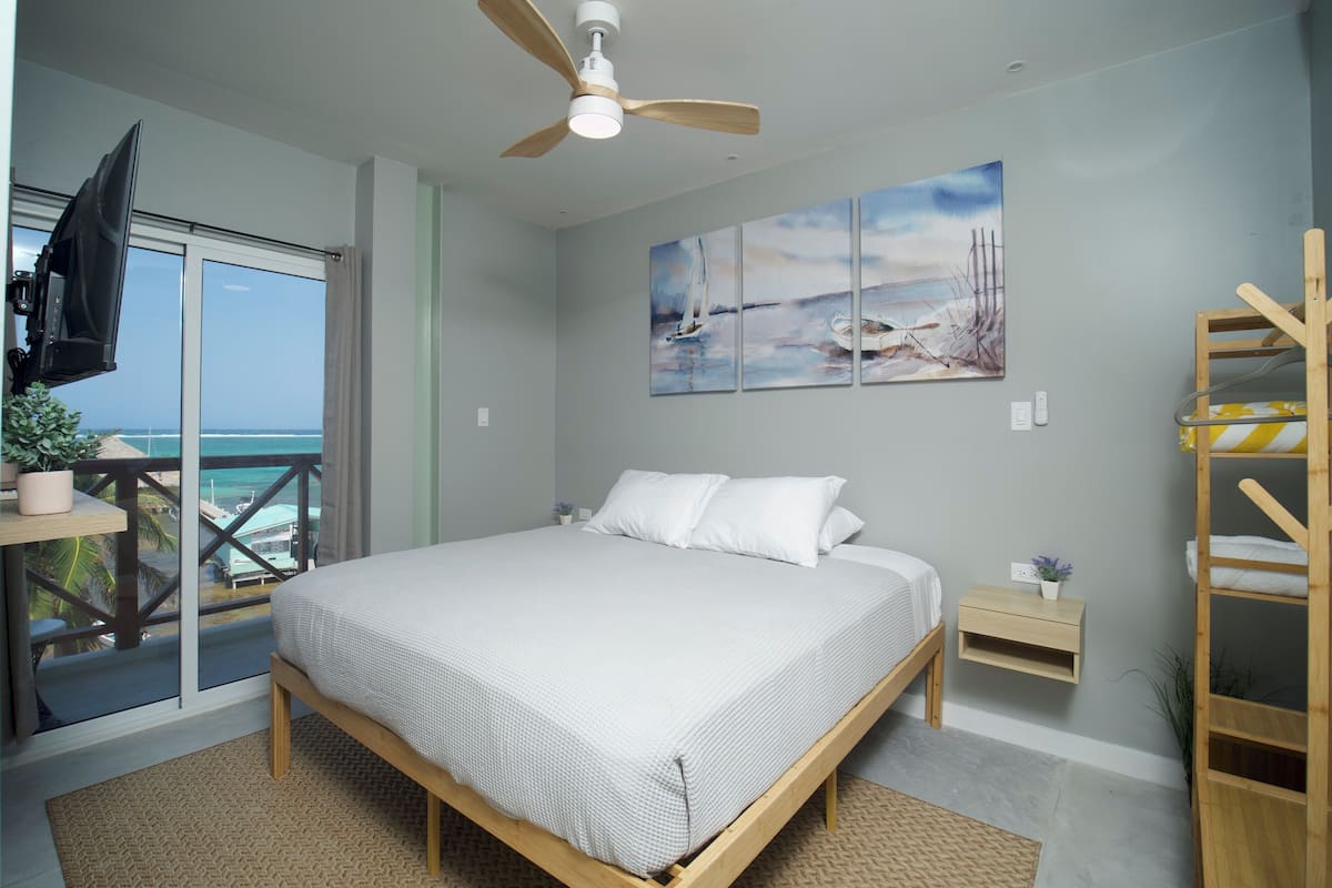 Premium bedding, pillowtop beds, in-room safe, free WiFi