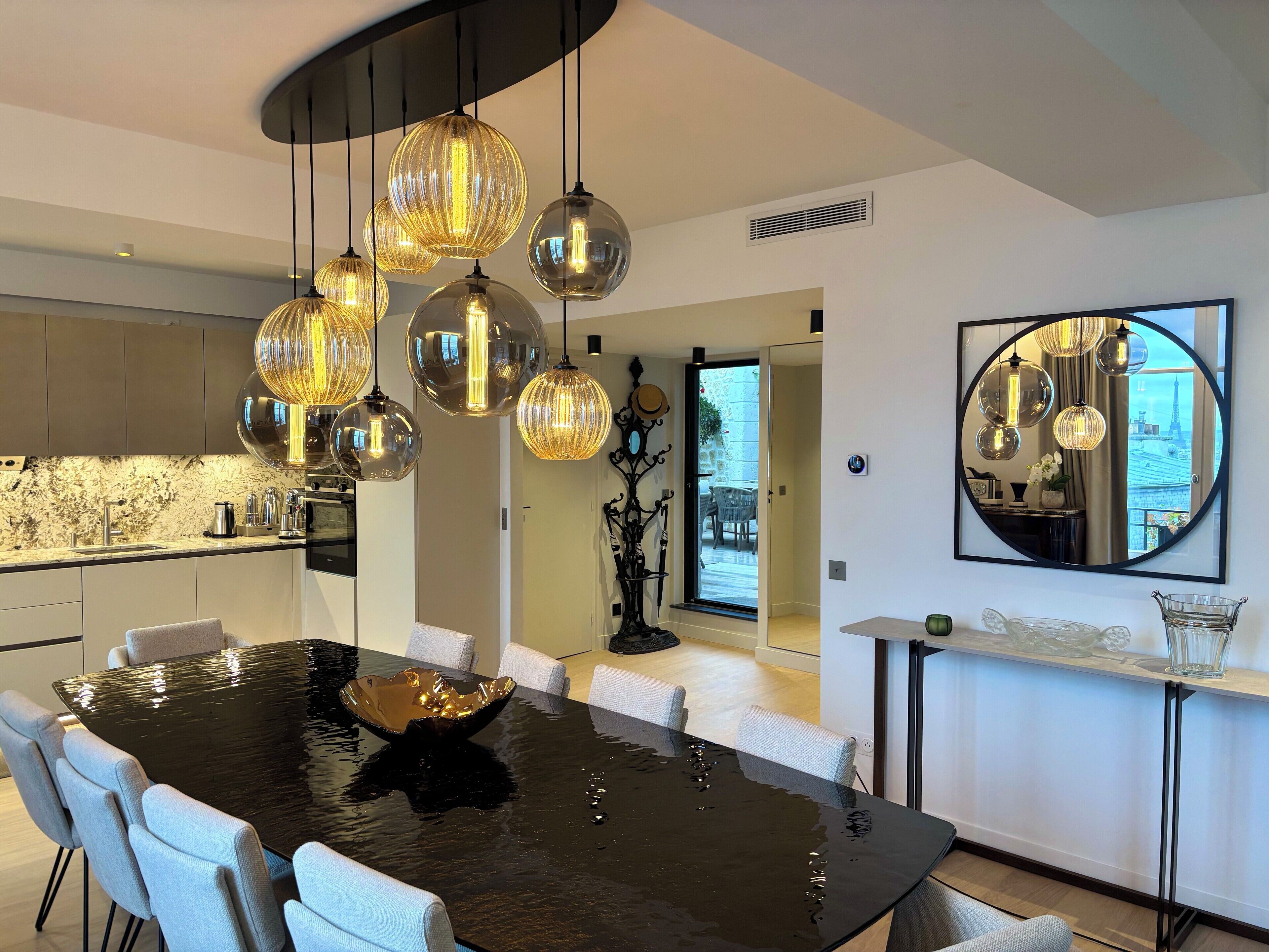 Executive Apartment | Dining room