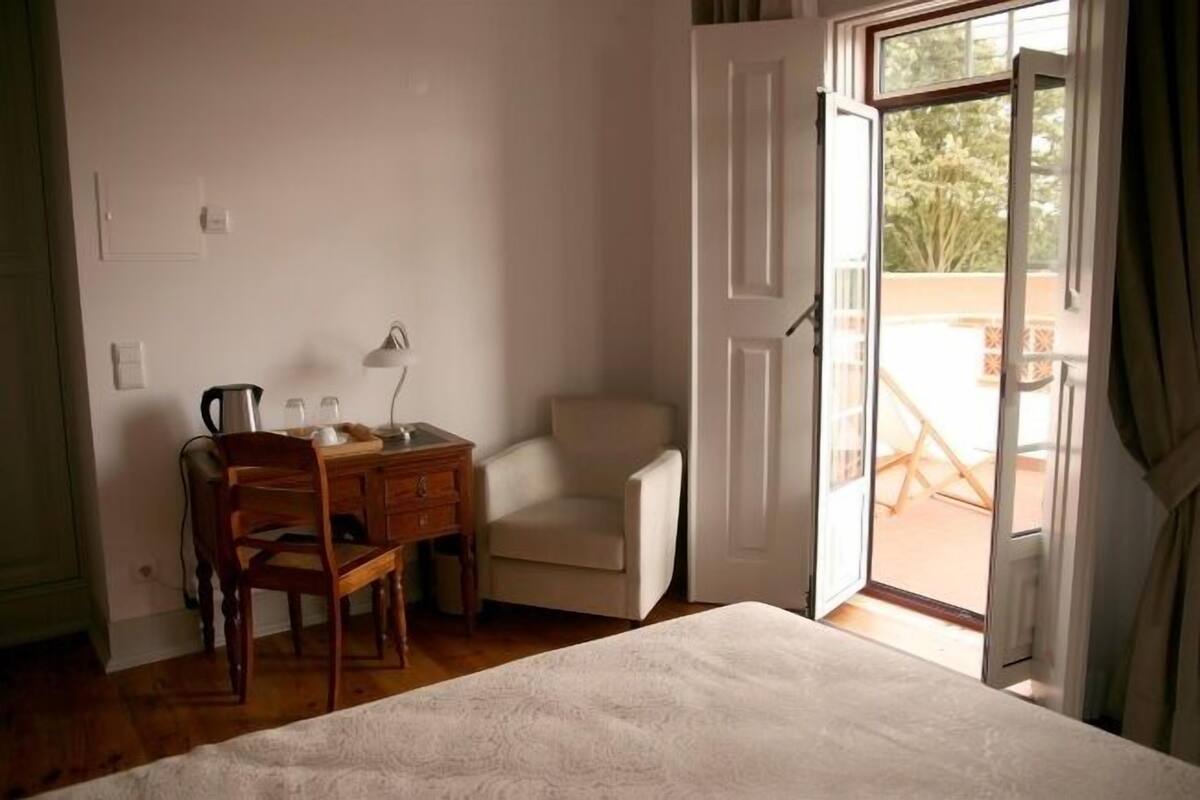 Deluxe Double Room, Balcony (Flor de Tilia) | Room amenity
