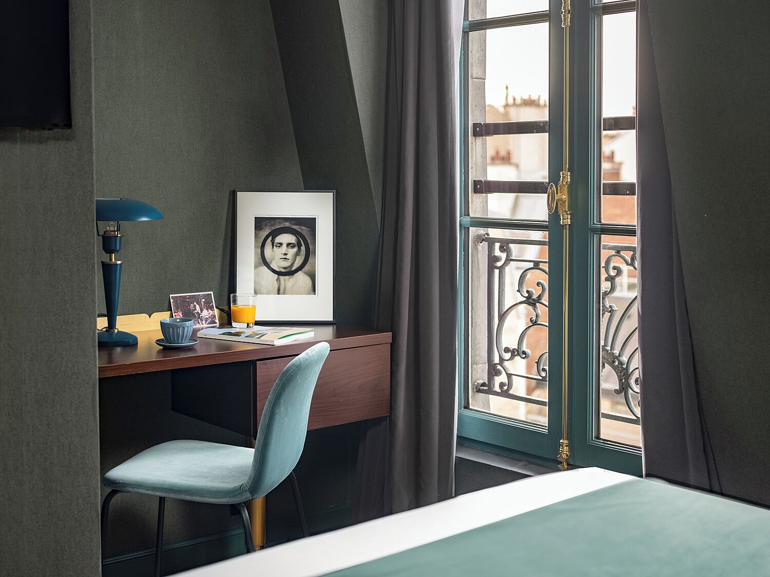 classic room (eve) | in-room safe, desk, soundproofing, bed sheets