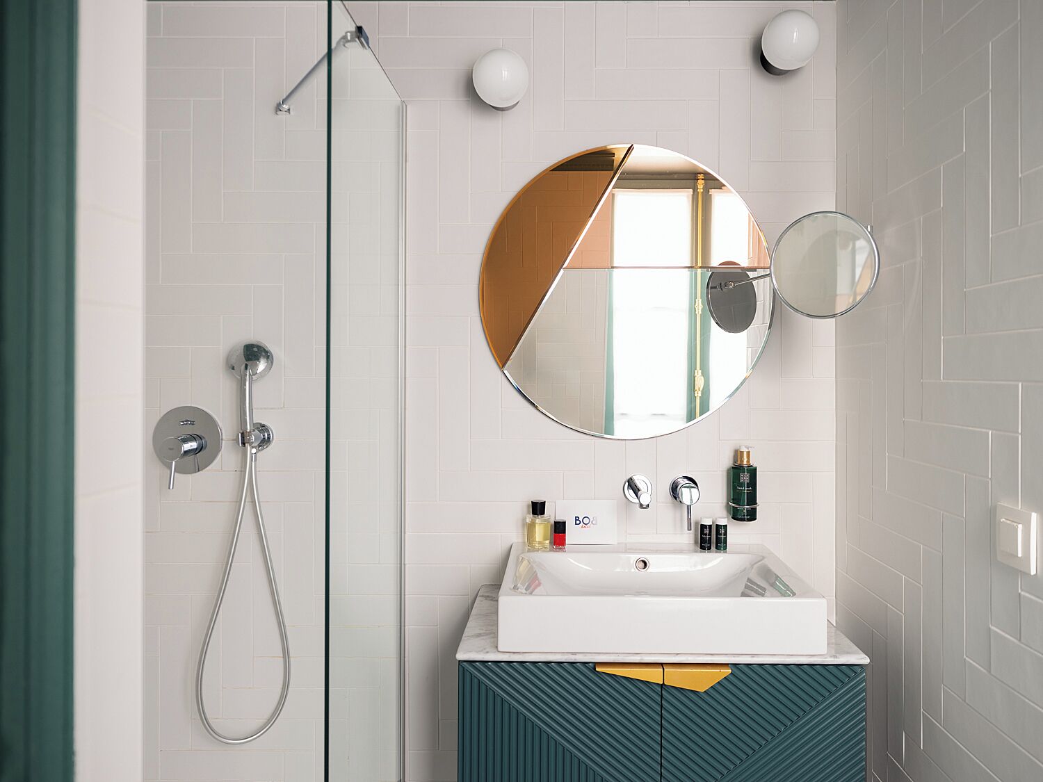 classic room (eve) | in-room safe, desk, soundproofing, bed sheets