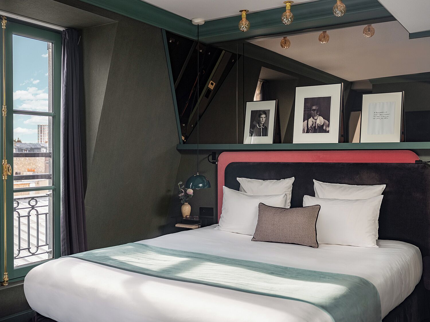 superior room (bob) | in-room safe, desk, soundproofing, bed sheets