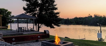 Motel 6 Campbellford, ON